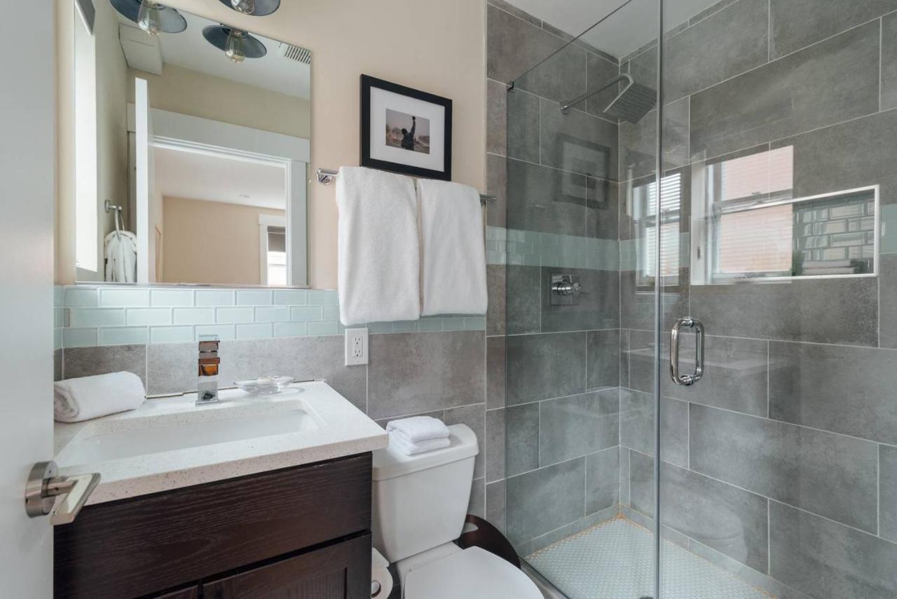 Renovated & Modern Home In Downtown Philly フィラデルフィア エクステリア 写真