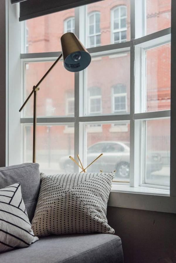 Renovated & Modern Home In Downtown Philly フィラデルフィア エクステリア 写真