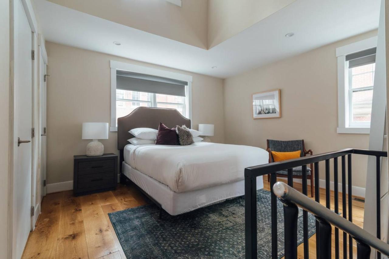 Renovated & Modern Home In Downtown Philly フィラデルフィア エクステリア 写真