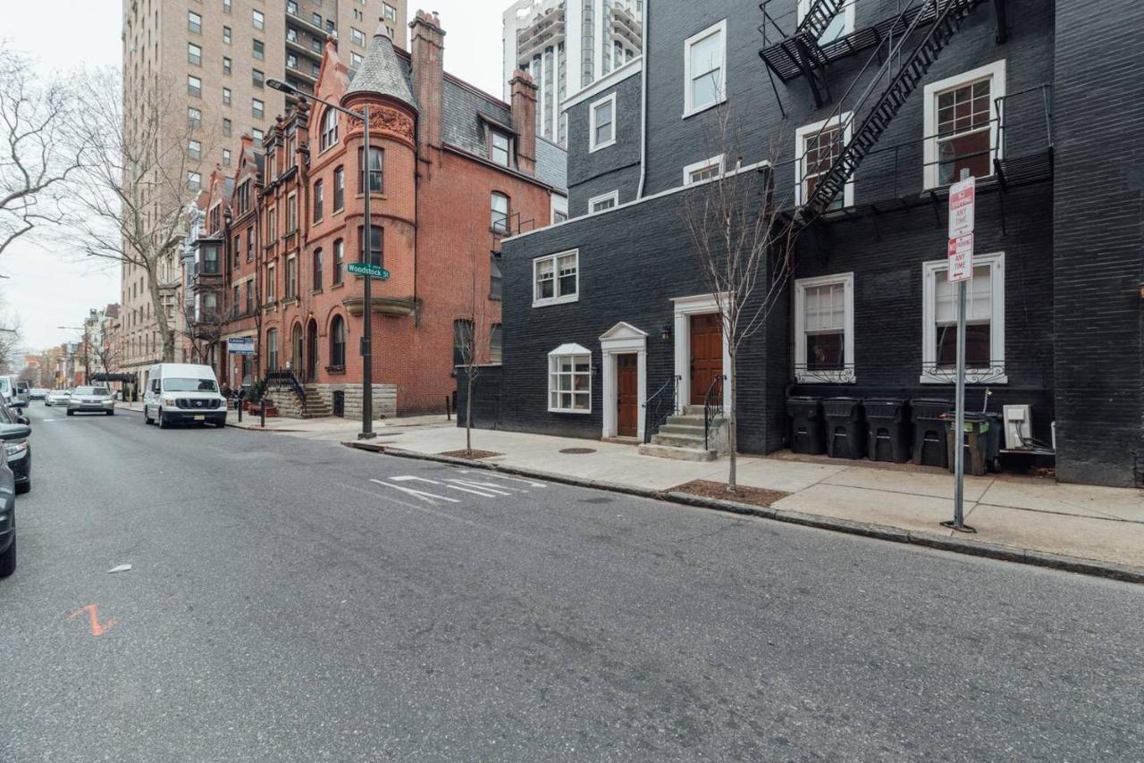Renovated & Modern Home In Downtown Philly フィラデルフィア エクステリア 写真