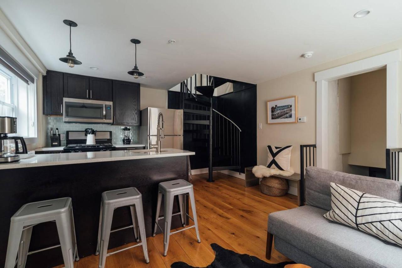 Renovated & Modern Home In Downtown Philly フィラデルフィア エクステリア 写真